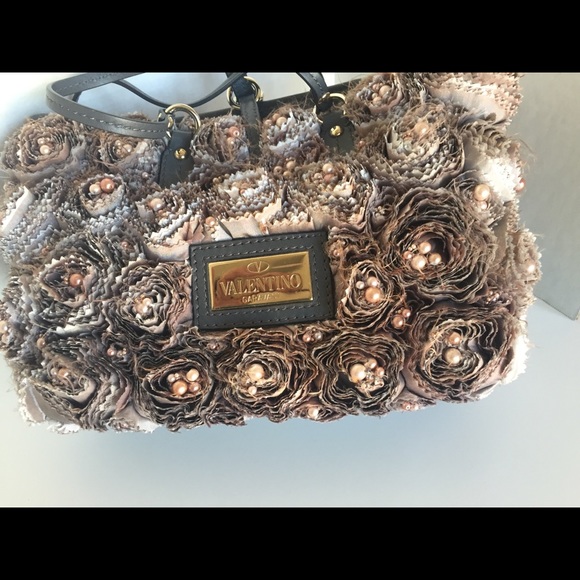 Valentino Handbags - Women’s hand bag